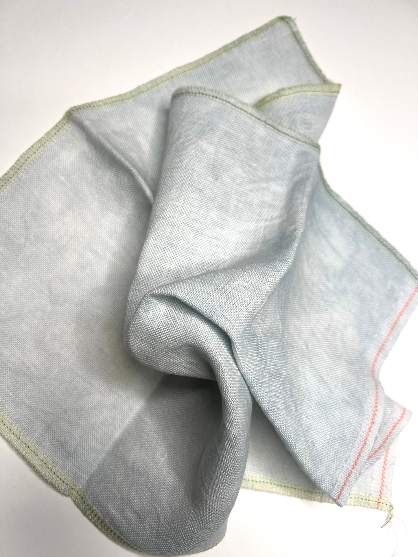 Hand Dyed Fabric - 32 Count Linen Colour: Mauzy Day