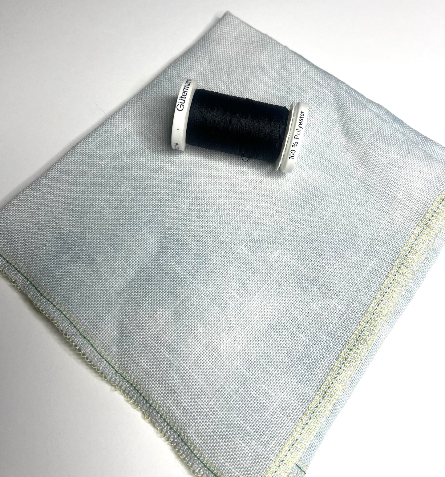 Hand Dyed Fabric - 32 Count Linen Colour: Mauzy Day