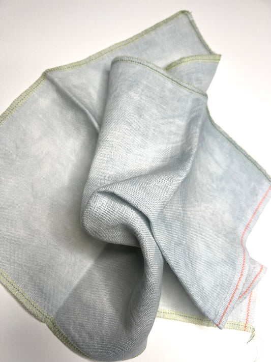 Hand Dyed Fabric - 32 Count Linen Colour: Mauzy Day